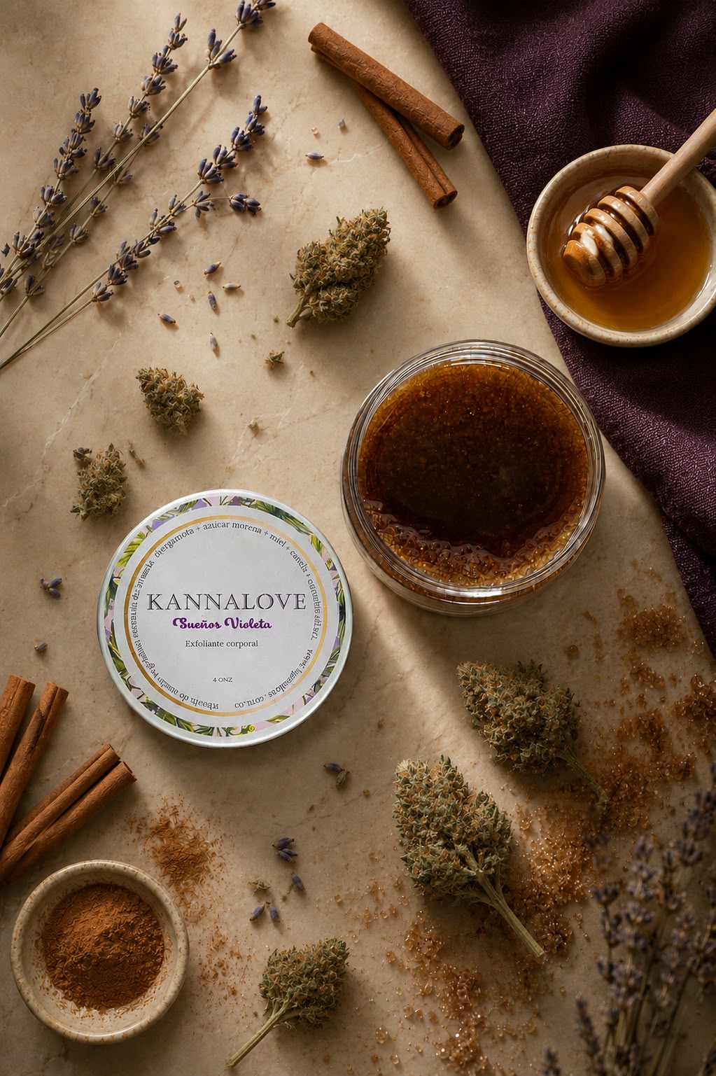 Scrub corporal Kannalove con cannabis sativa, sueños violeta, azúcar y canela